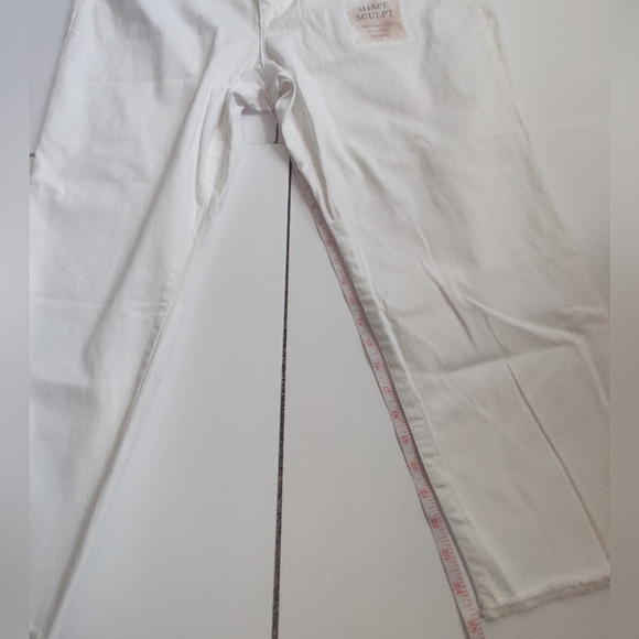🆕 Jessica Simpson plus size curvy shape White Straight Leg Ankle Jeans_24W - Picture 6 of 9